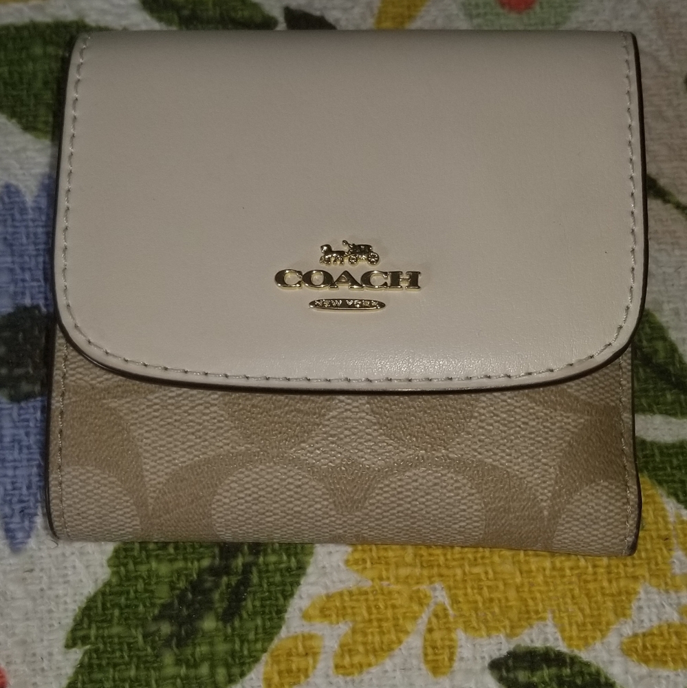 Coach signature small wallet